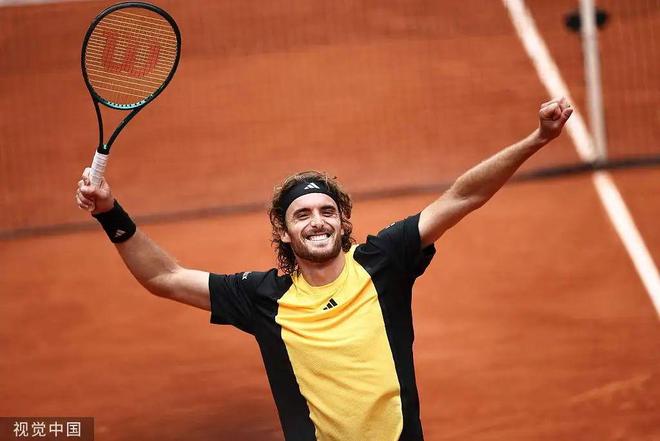 法网横扫蒙特卡洛大师赛，西西帕斯扛起全队